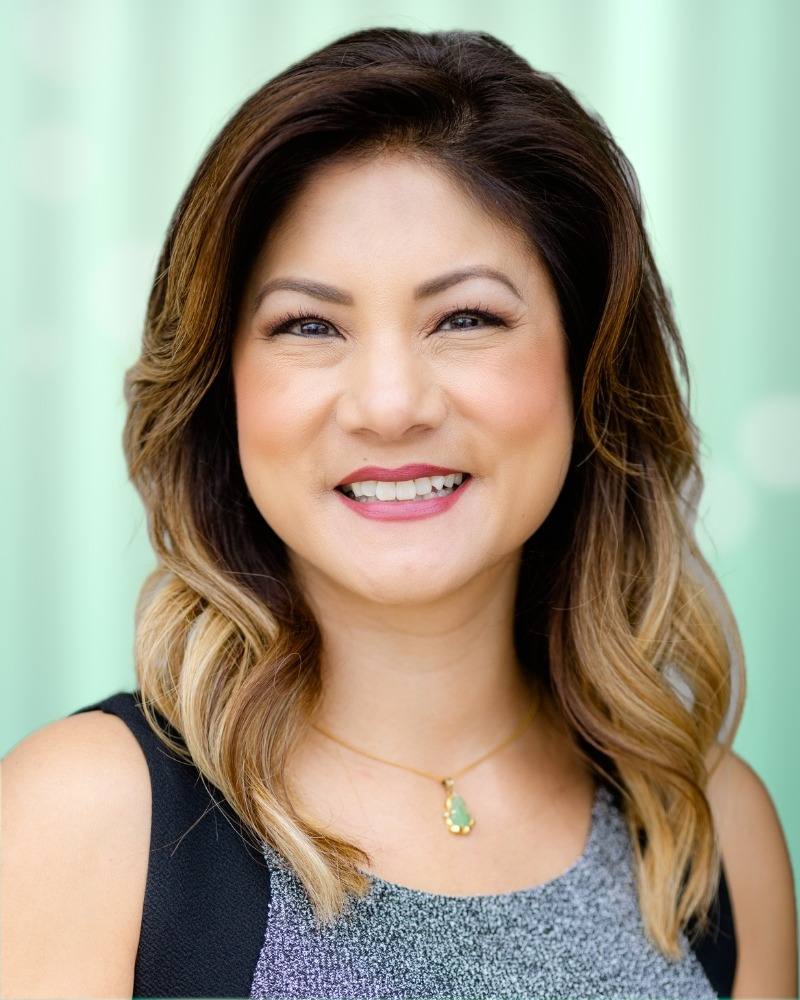 Headshot of Tina Sung.